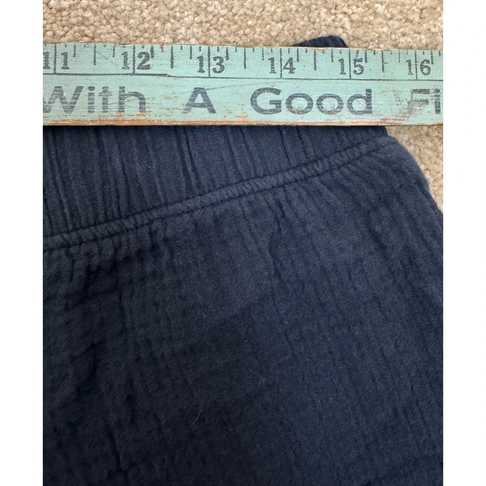LL Bean Black Double Gauze Cotton Crinkle Pull On Shorts Women's Size M